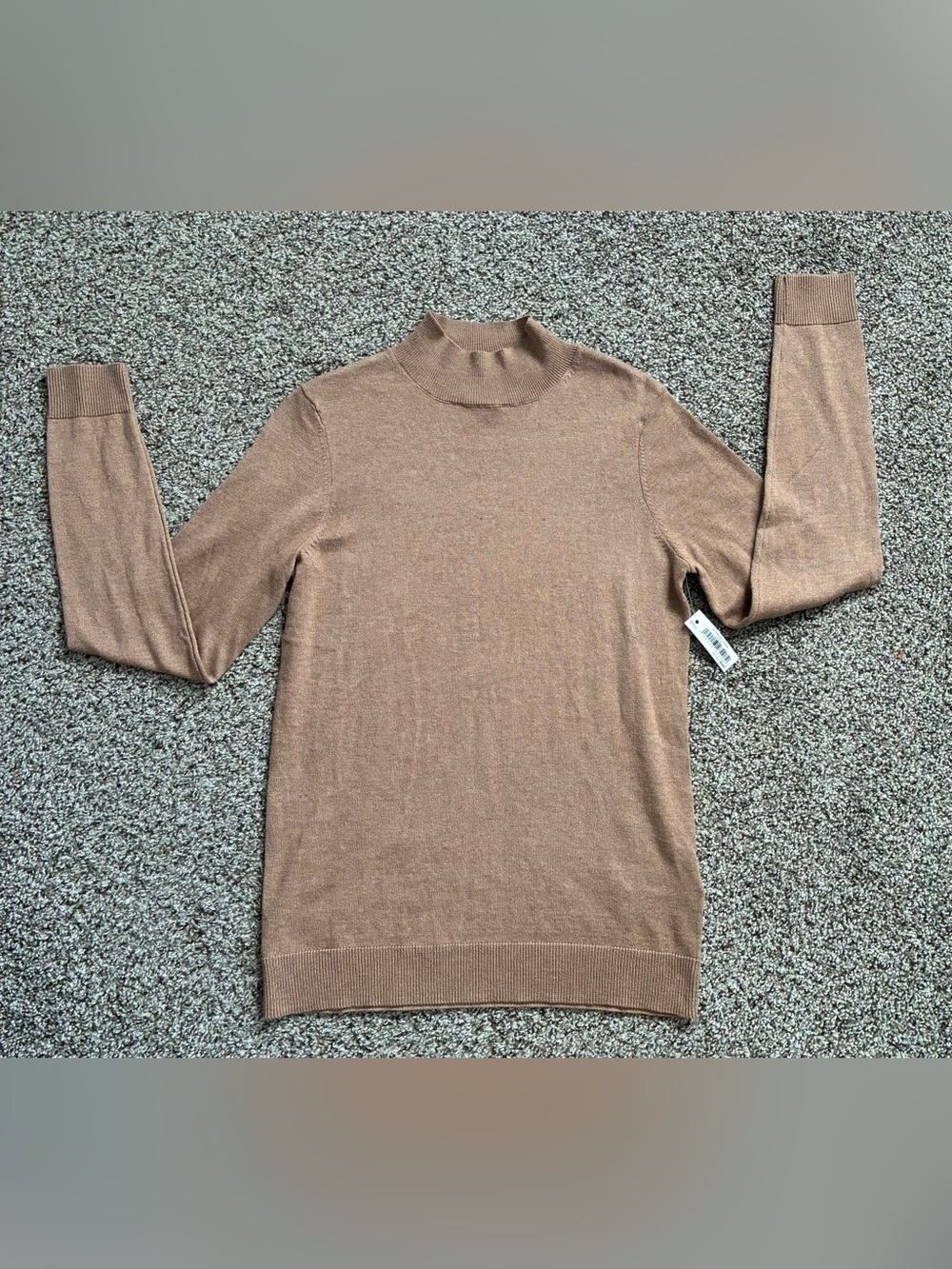 🏈 NWT Women’s Caramel Color Turtleneck Light Sweater